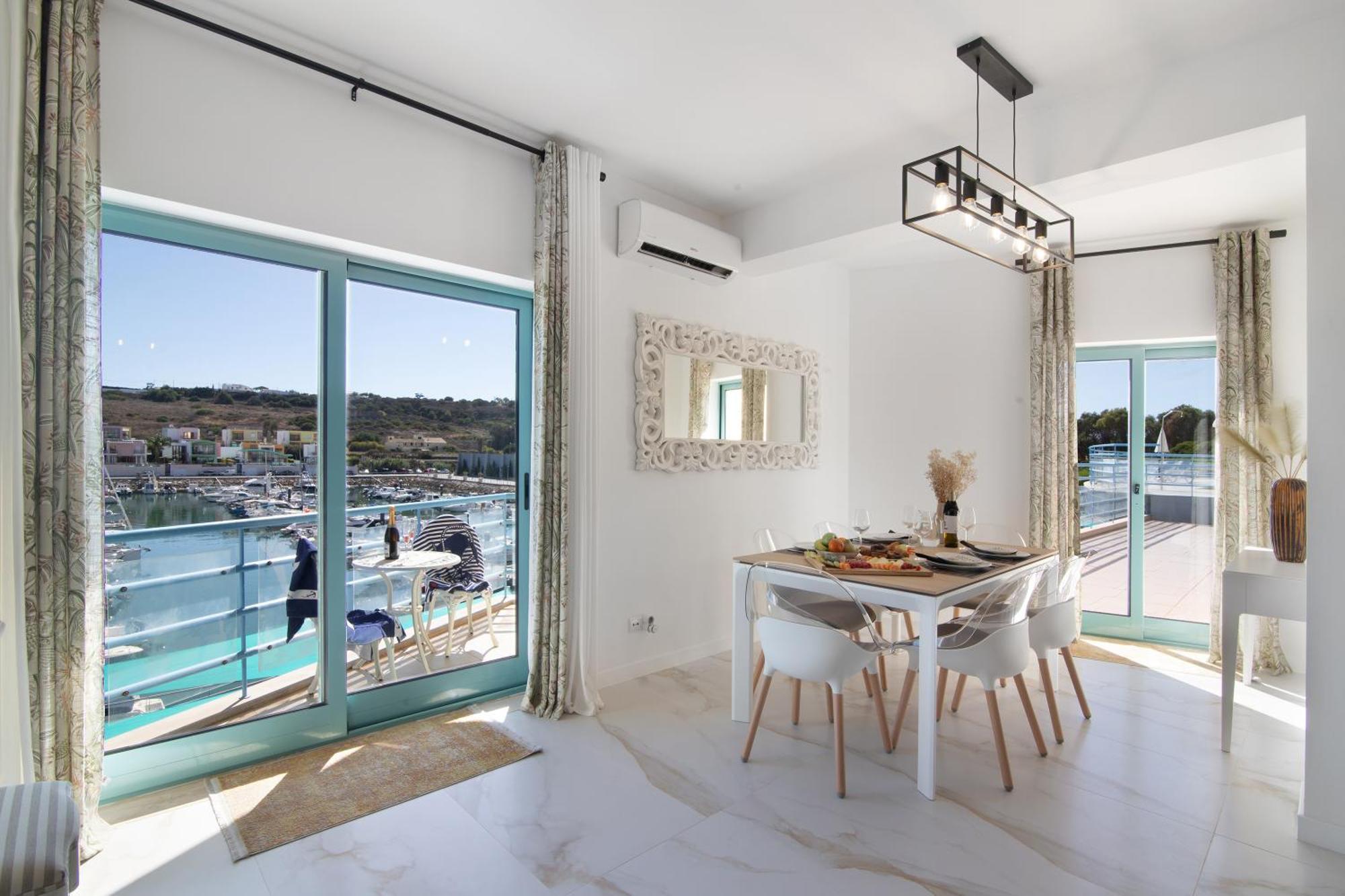 W Marina Apartamento *